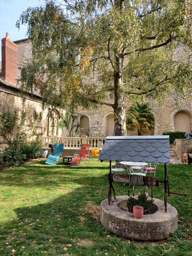 Au Puits De L'Abbaye Apartment Bourges Luaran gambar