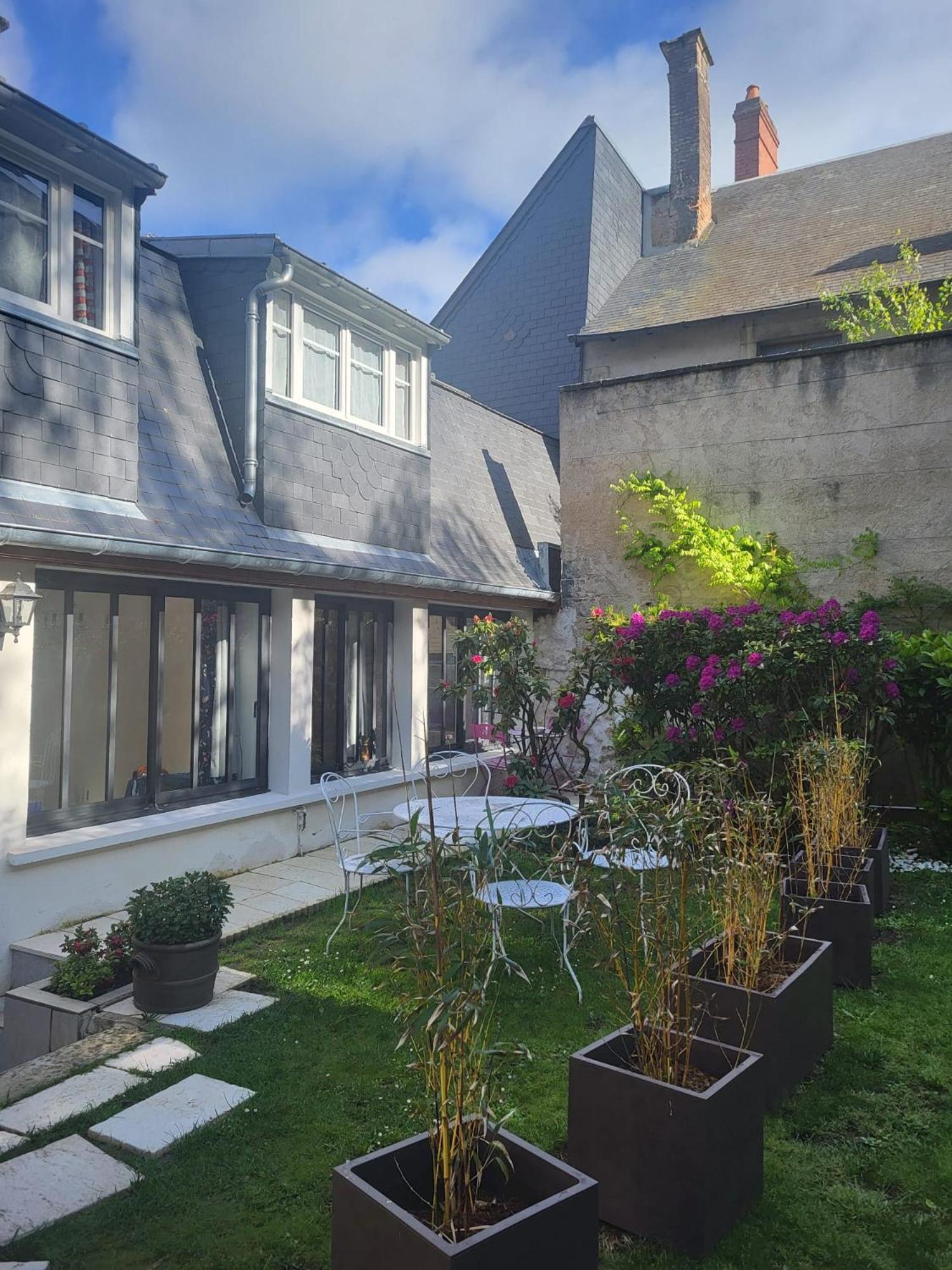 Au Puits De L'Abbaye Apartment Bourges Luaran gambar